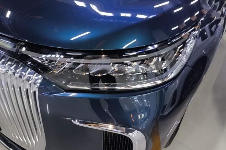 Used VOYAH Dream 2025 PHEV Four-Wheel-Drive Flagship Kunpeng Edition Left Front Headlight