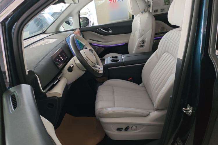 Used VOYAH Dream 2025 PHEV Four-Wheel-Drive Flagship Kunpeng Edition Left Front Seat