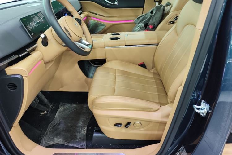 Used VOYAH Dream 2025 EV Four-Wheel Drive Prestige Qiankun Edition Left Front Seat