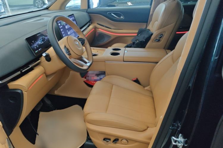 Used VOYAH Dream 2025 PHEV Four-Wheel Drive Prestige Qiankun Edition Left Front Seat