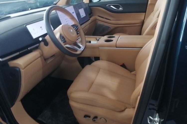 Used VOYAH Dream 2025 PHEV Four-Wheel-Drive Flagship Kunpeng Edition Left Front Seat
