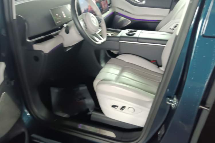 Used VOYAH Dream 2025 PHEV Four-Wheel-Drive Flagship Kunpeng Edition Left Front Seat