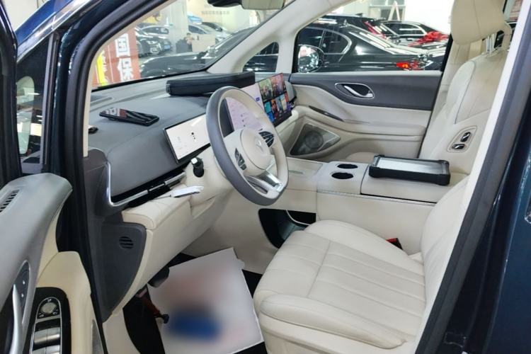 Used VOYAH Dream 2025 PHEV Four-Wheel-Drive Flagship Kunpeng Edition Left Front Seat