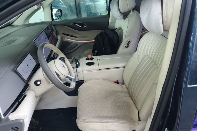 Used VOYAH Dream 2025 PHEV Four-Wheel-Drive Flagship Kunpeng Edition Left Front Seat
