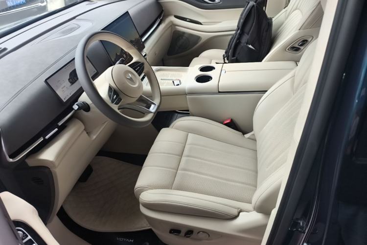 Used VOYAH Dream 2025 PHEV Four-Wheel-Drive Flagship Version – Qiankun Edition Left Front Seat