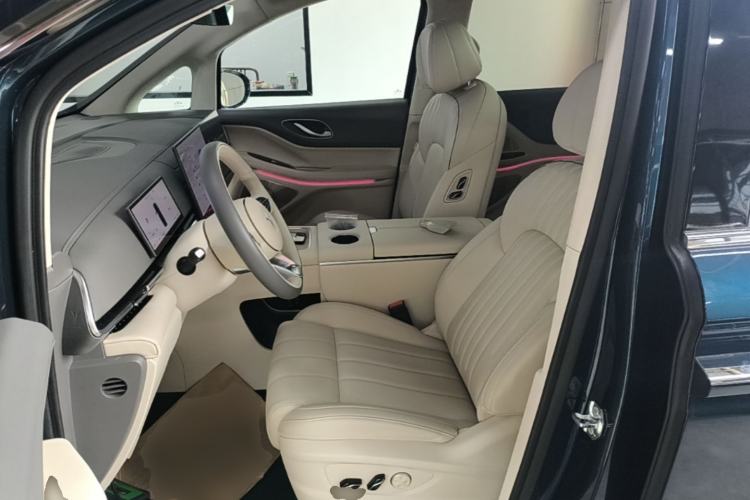 Used VOYAH Dream 2025 PHEV Four-Wheel-Drive Flagship Kunpeng Edition Left Front Seat