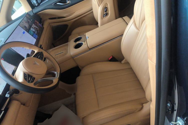 Used VOYAH Dream 2025 PHEV Four-Wheel-Drive Flagship Kunpeng Edition Left Front Seat