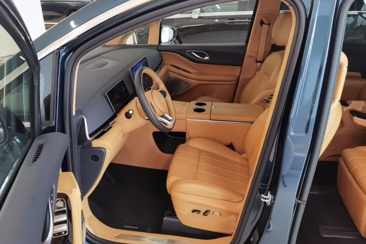 Used VOYAH Dream 2025 PHEV Four-Wheel Drive Prestige Qiankun Edition Left Front Seat