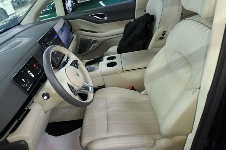 Used VOYAH Dream 2025 PHEV Four-Wheel-Drive Flagship Kunpeng Edition Left Front Seat