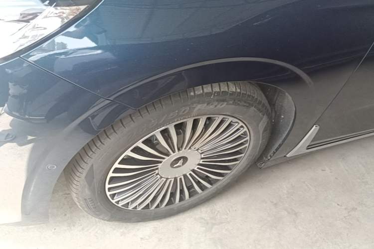 Used VOYAH Dream 2025 PHEV Four-Wheel-Drive Flagship Kunpeng Edition Left Front Wheel Hub