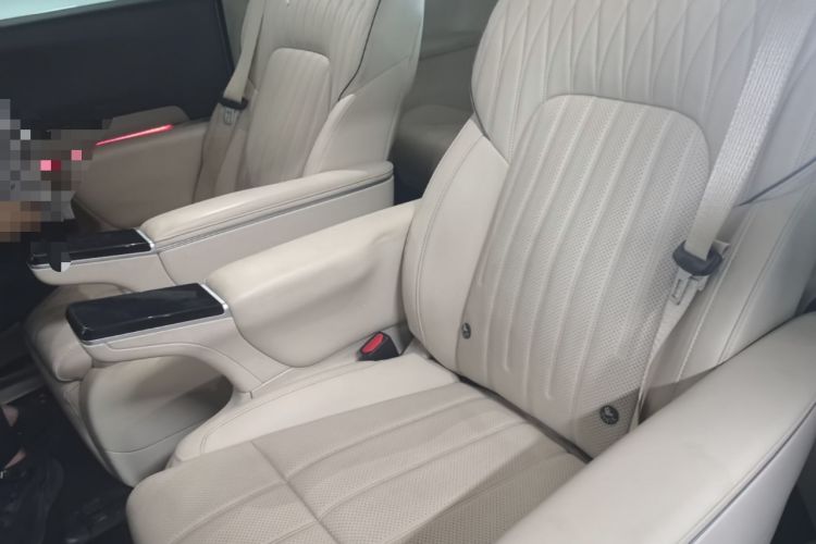 Used VOYAH Dream 2025 PHEV Four-Wheel-Drive Flagship Kunpeng Edition Left Rear Seat