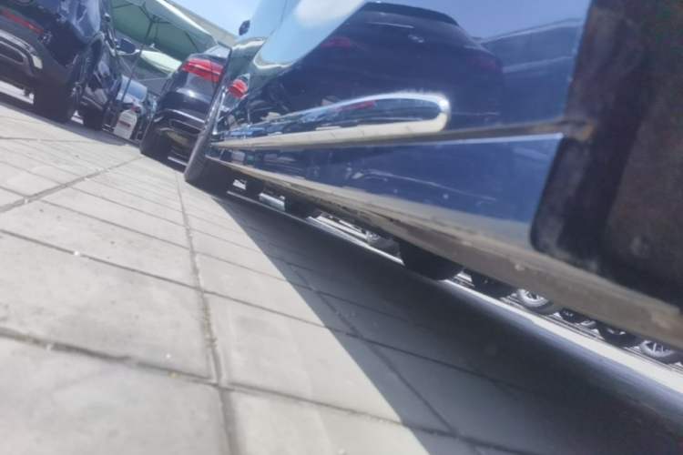 Used VOYAH Dream 2025 PHEV Four-Wheel Drive Prestige Qiankun Edition Left Side Sill