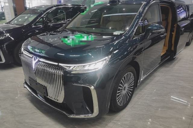 Used VOYAH Dream 2025 PHEV Four-Wheel Drive Prestige Qiankun Edition