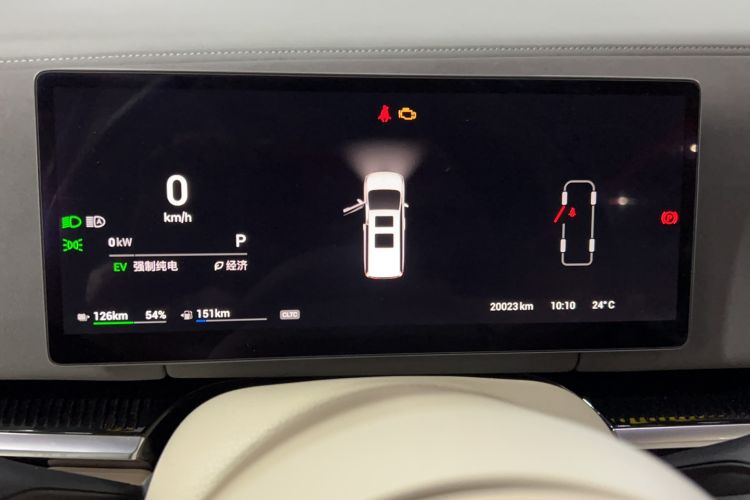 Used VOYAH Dream 2025 PHEV Four-Wheel-Drive Flagship Kunpeng Edition Odometer Close Up