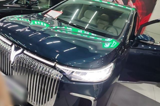 Używany VOYAH Dream 2025 PHEV Four-Wheel-Drive Flagship Kunpeng Edition