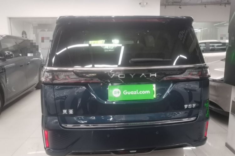 Used VOYAH Dream 2025 PHEV Four-Wheel-Drive Flagship Kunpeng Edition Rear