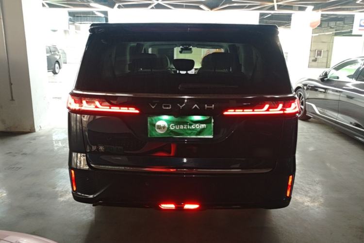 Used VOYAH Dream 2025 PHEV Four-Wheel-Drive Flagship Kunpeng Edition Rear