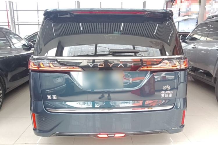 Used VOYAH Dream 2025 PHEV Four-Wheel-Drive Flagship Kunpeng Edition Rear