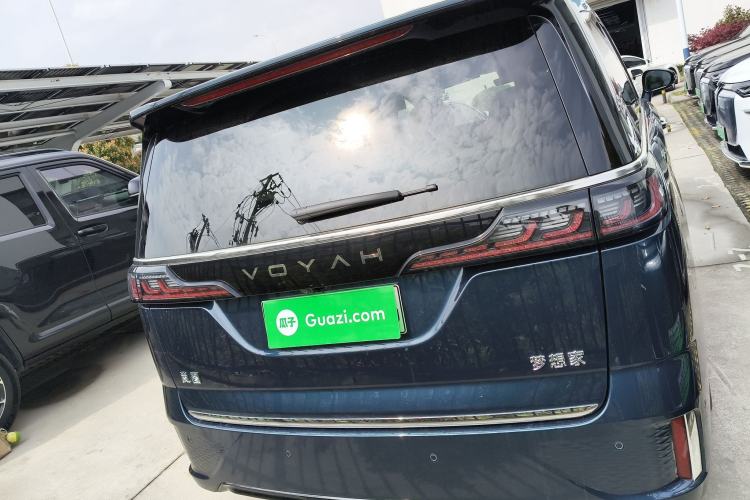 Used VOYAH Dream 2025 PHEV Four-Wheel-Drive Flagship Kunpeng Edition Rear