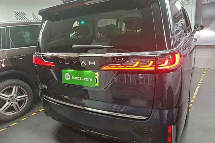 Used VOYAH Dream 2025 PHEV Four-Wheel-Drive Flagship Kunpeng Edition Rear