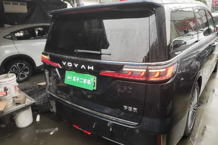 Used VOYAH Dream 2025 PHEV Four-Wheel-Drive Flagship Kunpeng Edition Rear