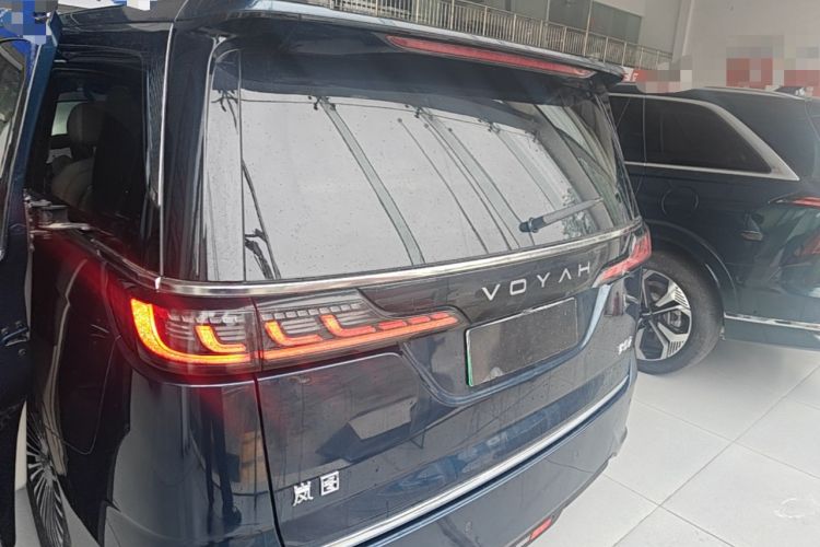 Used VOYAH Dream 2025 PHEV Four-Wheel-Drive Flagship Kunpeng Edition Rear