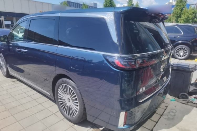 Used VOYAH Dream 2025 PHEV Four-Wheel Drive Prestige Qiankun Edition Rear Left 45 Deg