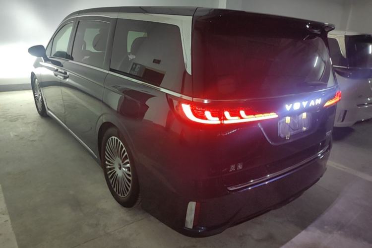 Used VOYAH Dream 2025 PHEV Four-Wheel-Drive Flagship Kunpeng Edition Rear Left 45 Deg