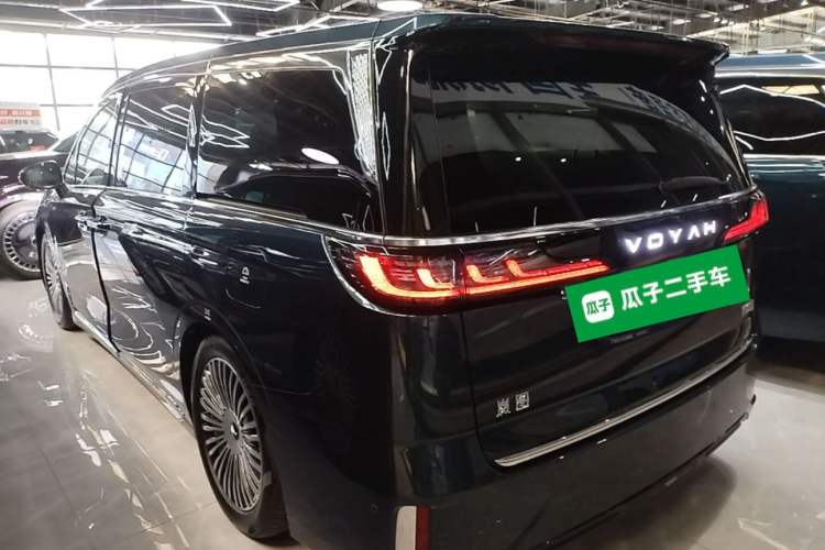 Used VOYAH Dream 2025 PHEV Four-Wheel-Drive Flagship Kunpeng Edition Rear Left 45 Deg