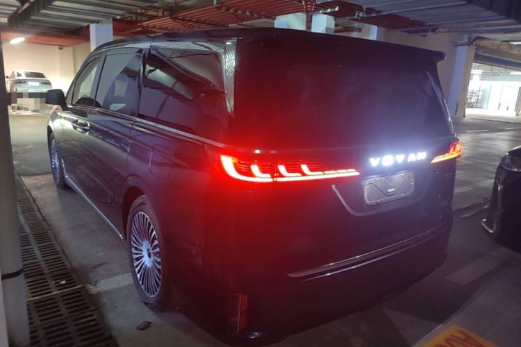 Used VOYAH Dream 2025 PHEV Four-Wheel-Drive Flagship Kunpeng Edition Rear Left 45 Deg