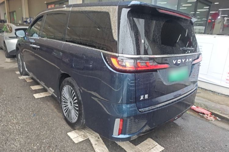 Used VOYAH Dream 2025 PHEV Four-Wheel Drive Excellence Kunpeng Edition Rear Left 45 Deg