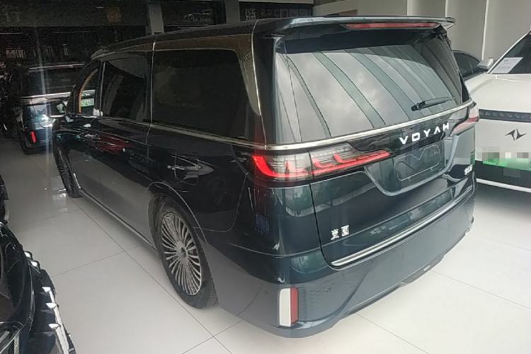 Used VOYAH Dream 2025 PHEV Four-Wheel-Drive Flagship Kunpeng Edition Rear Left 45 Deg