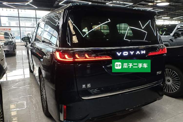 Used VOYAH Dream 2025 PHEV Four-Wheel-Drive Flagship Kunpeng Edition Rear Left 45 Deg