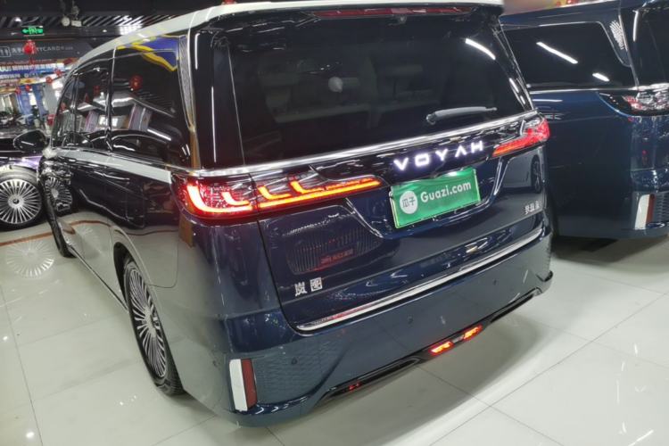Used VOYAH Dream 2025 PHEV Four-Wheel-Drive Flagship Version – Qiankun Edition Rear Left 45 Deg