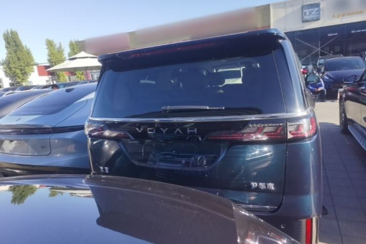 Used VOYAH Dream 2025 PHEV Four-Wheel-Drive Flagship Kunpeng Edition Rear