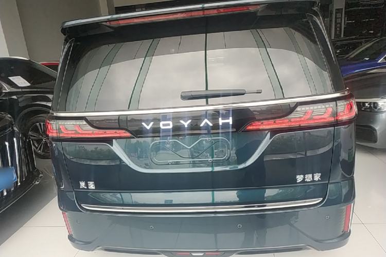 Used VOYAH Dream 2025 PHEV Four-Wheel-Drive Flagship Kunpeng Edition Rear