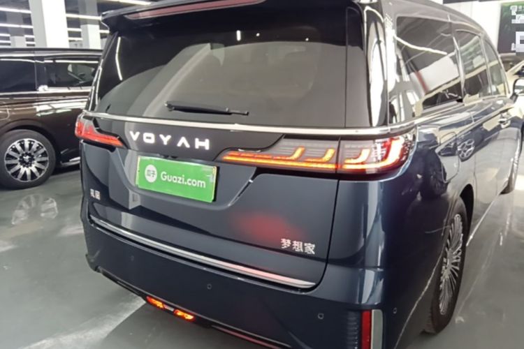 Used VOYAH Dream 2025 PHEV Four-Wheel-Drive Flagship Kunpeng Edition Rear