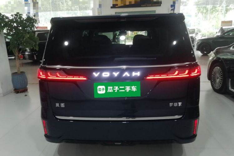 Used VOYAH Dream 2025 PHEV Four-Wheel-Drive Flagship Kunpeng Edition Rear