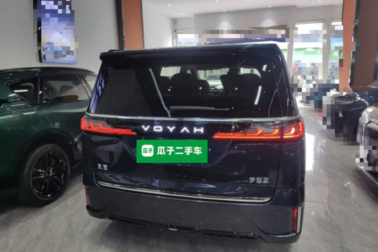 Used VOYAH Dream 2025 PHEV Four-Wheel-Drive Flagship Kunpeng Edition Rear