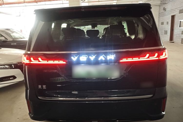 Used VOYAH Dream 2025 PHEV Four-Wheel-Drive Flagship Kunpeng Edition Rear