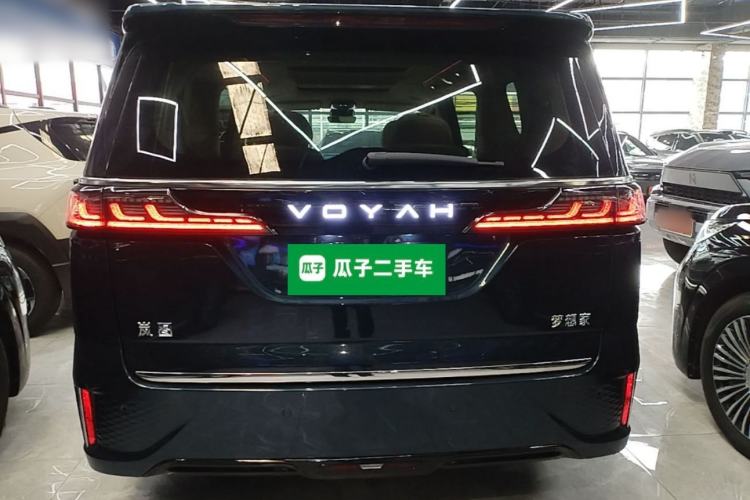 Used VOYAH Dream 2025 PHEV Four-Wheel-Drive Flagship Kunpeng Edition Rear