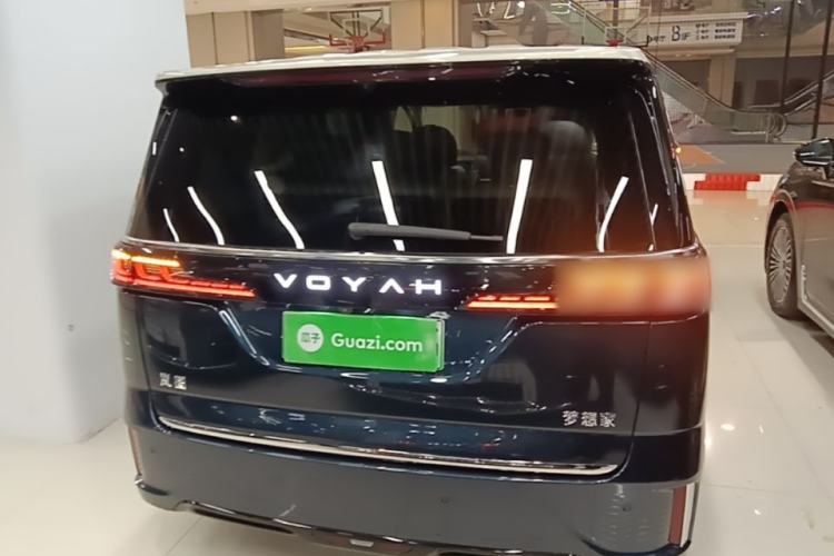 Used VOYAH Dream 2025 PHEV Four-Wheel-Drive Flagship Version – Qiankun Edition Rear