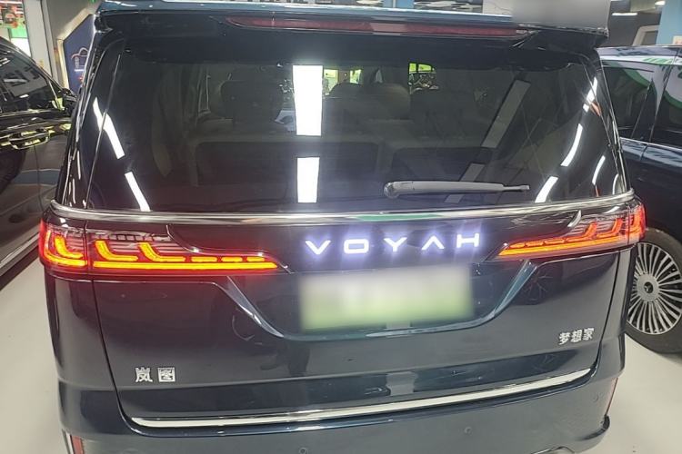 Used VOYAH Dream 2025 PHEV Four-Wheel-Drive Flagship Kunpeng Edition Rear