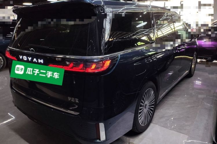 Used VOYAH Dream 2025 PHEV Four-Wheel-Drive Flagship Kunpeng Edition Rear Right 45 Deg