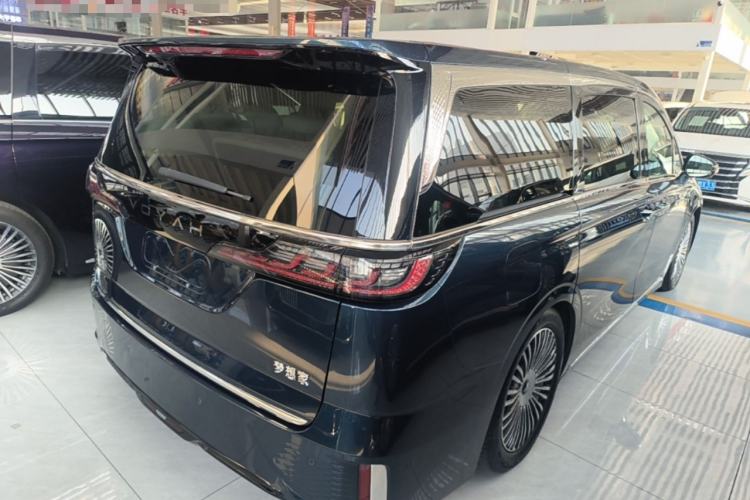 Used VOYAH Dream 2025 PHEV Four-Wheel-Drive Flagship Kunpeng Edition Rear Right 45 Deg