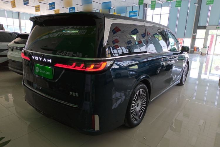 Used VOYAH Dream 2025 PHEV Four-Wheel-Drive Flagship Kunpeng Edition Rear Right 45 Deg