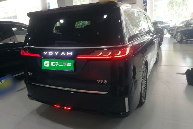 Used VOYAH Dream 2025 PHEV Four-Wheel-Drive Flagship Kunpeng Edition Rear Right 45 Deg