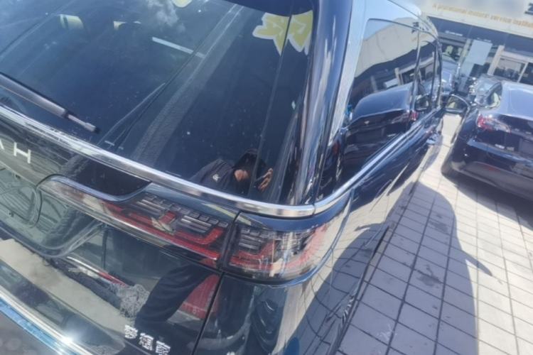 Used VOYAH Dream 2025 PHEV Four-Wheel Drive Prestige Qiankun Edition Rear Right 45 Deg