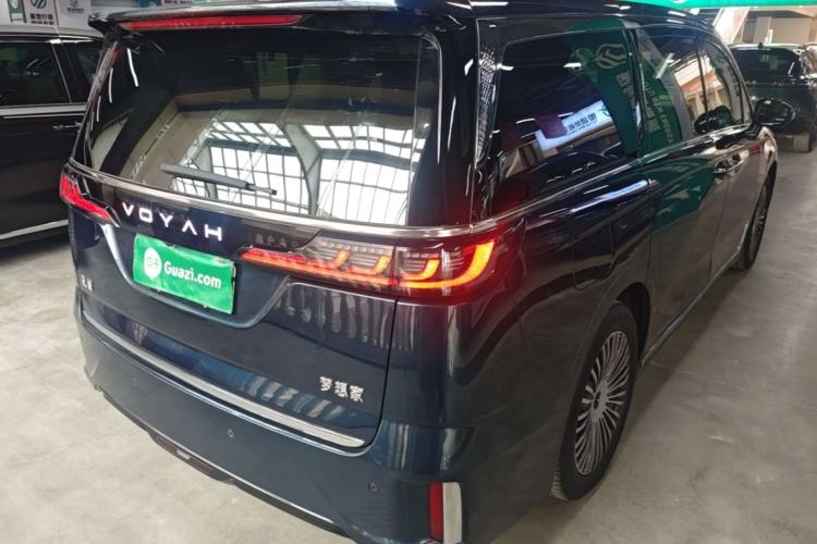 Used VOYAH Dream 2025 PHEV Four-Wheel Drive Prestige Kunpeng Edition Rear Right 45 Deg