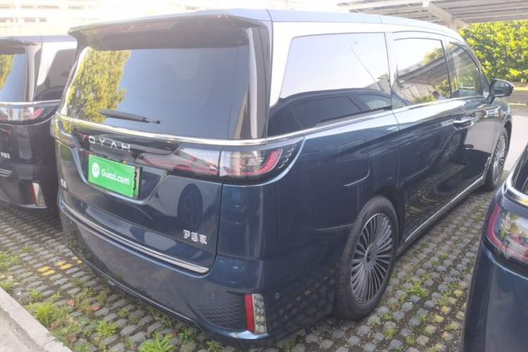 Used VOYAH Dream 2025 PHEV Four-Wheel-Drive Flagship Kunpeng Edition Rear Right 45 Deg